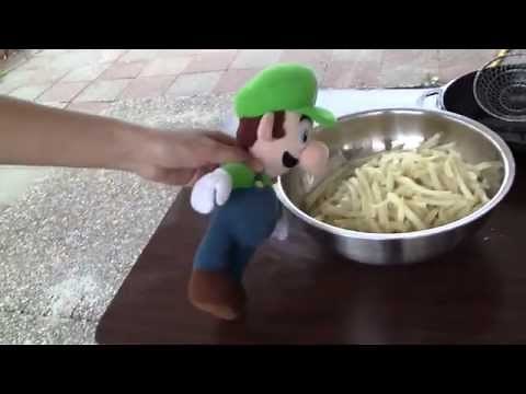 Cooking with Chef Luigi: French Fries