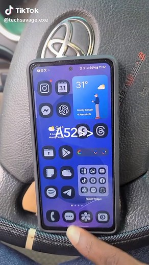 Samsung A52 Unboxing: Discover Its Features