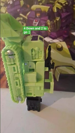 Let's Build Devastator Part 4: Bonecrusher (Left Arm) #howtotransform #devastator #constructicons
