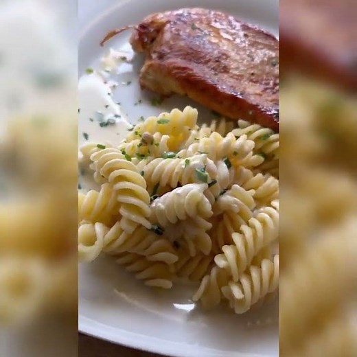 Naturschnitzel mit Nudeln #kochen #foodblogeats #schnitzel