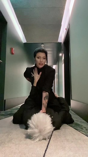 Hotel Floor Shenanigans with Yuki - Jujutsu Kaisen Cosplay Kiss Scene