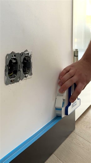 How to get crisp paint lines with painters tape! #diy #painting #home #tools
