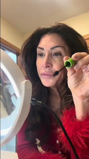 Hidden Gems for Over 60 Skin & Makeup #productreview #beauty #hacks