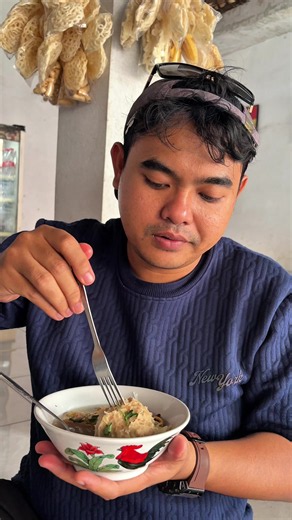 Bakso Simpang Tiga Tempurejo Galaxy - Pengunjung Mastian 4 Bulan Lalu Kini Bisa Jalan