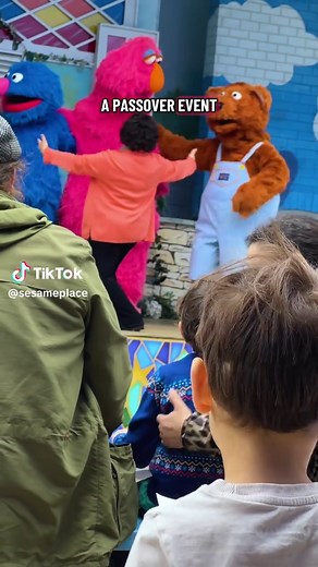 Sesame Place Philadelphia Passover Event: Storytime, Baby Bear & More!