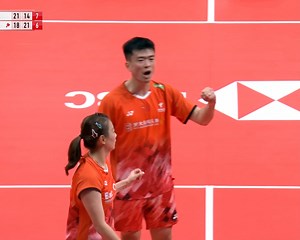 Simply stunning from Huang Ya Qiong! 👏 Follow live action: https://bwf.tv HSBC Sport #BWFWorldTourFinals #Hangzhou2024 | BWF — Badminton World Federation