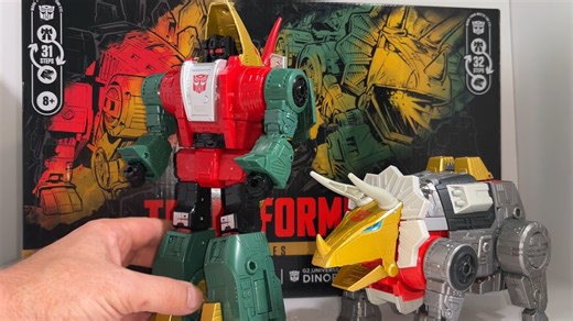 [开盒]孩之宝 世代精选 变形金刚G2 机器恐龙 铁渣 G2 dinobot Slug