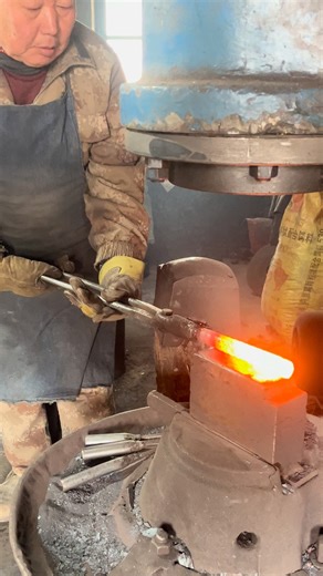 Inside the forging factory tour Heavy Industry Steel Forging #process #forging #factory #blacksmith #fblifestyle | Inside the factory