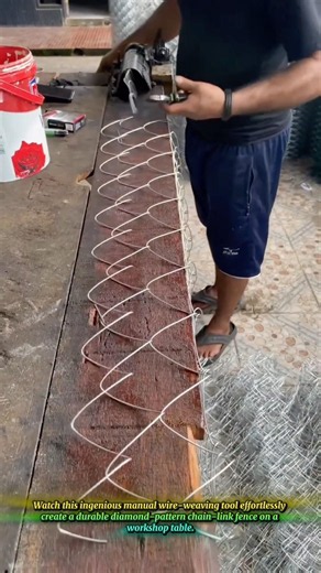 Watch This Clever Hand Cranked Tool Weave Fences
