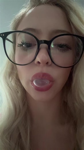 blondie (@blondielemons)’s videos with Watermelon - iPhone Demo - John Jane Q. Public