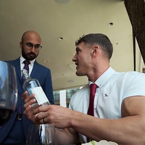 494K views · 3.3K reactions | Trying The Worst VS Best Restaurant in London! | Mattdoesfitness | Facebook