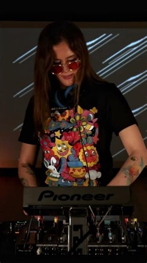 🎧 Minimal Deep Tech