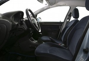 PEUGEOT 206 1.4i