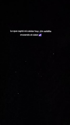 ¡Oye! Casi se me escapa. 😅😍 Muchos solo ven puntos, yo veo un universo por explorar. 🌌 Próxima meta: Mi primer telescopio. 🔭 📅 10/01/2026 - 7:26 p.m 📸 Video Casual 🌙 Cielo estrellado 🎵 Interstellar