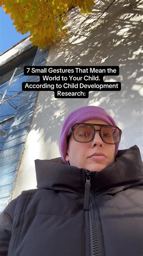 ⬆️ Grab my Calm Parenting Reset in my profile if you want simple shifts that build calmer homes. Kids don’t grow confidence from rewards or pressure. They grow it from connection, autonomy, and feeling capable. Here are 7 small things backed by child development research that help: • Let them solve a small problem before jumping in. Struggling a little builds confidence and persistence. • Give them a real responsibility in the home — watering plants, carrying napkins to the table, feeding the pe