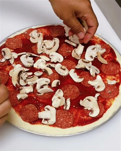 Pepperoni, Pepper, Mushroom: The Ultimate 3-Topping Trio!