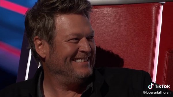 the first member of #TEAMNIALL !! @Niall Horan #niallhoran #loversniallhoran #thevoice #coach #niallhoranvids