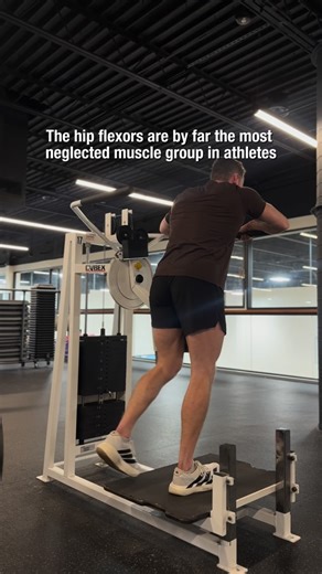 Case Grant | It makes no sense to recognize the eccentric demands of hamstrings during late swing while completely ignoring the simultaneous demand at... | Instagram