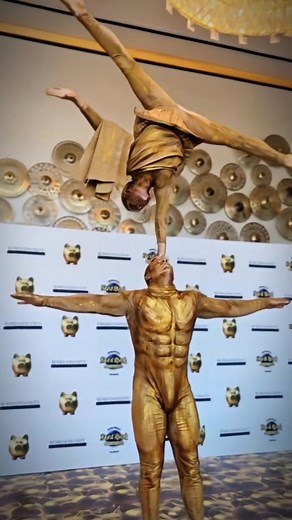 ✨ Another amazing event with EGS Talent! I had the honor of body painting 2 models as stunning gold statues ✨ at the iconic Seminole Hard Rock 🎨💛 . #BodyPainting #AirbrushArt #GoldStatue #EGSTalent #LiveArt #EventArt #SeminoleHardRock #AirbrushHero #BodyArt #PerformanceArt #ArtistLife #EventEntertainment #ArtInAction #GoldArt | Airbrush Hero By Avi Ram