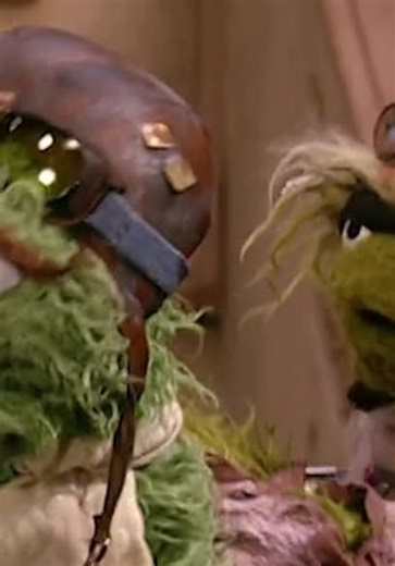 Sesame Street S37:E26 - Oscar and Grundgetta Race the Sloppy Jalopy