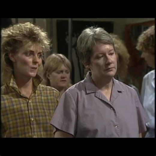 𝗕𝗲𝗮 𝗦𝗺𝗶𝘁𝗵'𝘀 tragic death was announced in last night's episode 😞 What did you think of Bea's offscreen passing? ⚘ #𝙥𝙧𝙞𝙨𝙤𝙣𝙚𝙧 #𝙥𝙧𝙞𝙨𝙤𝙣𝙚𝙧𝙘𝙚𝙡𝙡𝙗𝙡𝙤𝙘𝙠𝙝 #𝙥𝙧𝙞𝙨𝙤𝙣𝙚𝙧𝙤𝙛𝙛𝙞𝙘𝙚𝙧𝙨𝙖𝙣𝙙𝙞𝙣𝙢𝙖𝙩𝙚𝙨𝙢𝙖𝙜 #𝙗𝙚𝙖𝙨𝙢𝙞𝙩𝙝 #𝙫𝙖𝙡𝙡𝙚𝙝𝙢𝙖𝙣 #beadeath | Prisoner Officers and Inmates Magazine