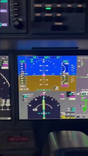 Gulfstream G650 Cockpit view #Gulfstream #G650 #Businessjet #cockpitview #inflight #sunset