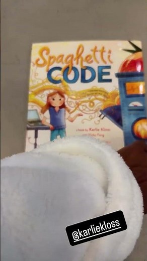 Serena loves Karlie Kloss's coding book