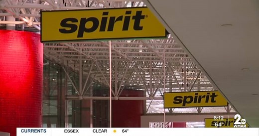 Spirit aircraft makes an emergency landing back to BWI following  apparent engine fire