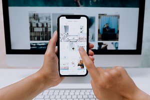 Who Can Help Your Instagram: Soc-Promotion vs Buzzoid