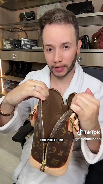 Louis Vuitton Alma BB Bag Review | Luxury Handbag