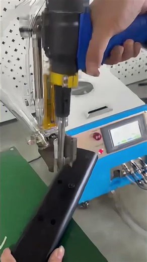 Automatic Rivet Nut Auto Feeding Tools #rivetmach #rivnut #poprivet #autofeeder