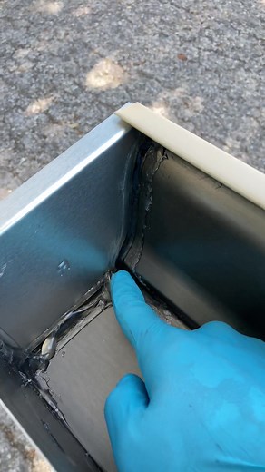 What yall pros think of the clear 2320 geocel? #gutterinstallation #seamlessgutters #raingutters #contractorsoftiktok #fyp #foryou #foryourpage #raingutterssystem #foryoupage #parati #guttertok #bluecollar #smallbusiness #cctx