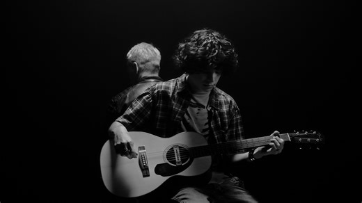 Edge Of Desire - John Mayer cover performed by The Vavas © 2025 Vava77 & VDO Performed by Carlo Vavassori - Guitar Daniele Vavassori - Vocals | Vava 77