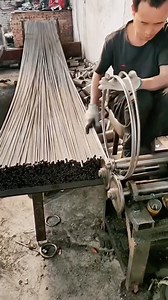 1.7M views · 4.3K reactions | "Turning Steel into Springs with Precision" #Metalworking #SpringMaking #Machinery #EngineeringProcess #Craftsmanship | DealHive | Facebook