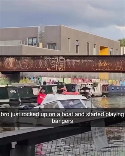 'London Massive' is out now! 🇬🇧 🎧 Listen to it on Spotify, YouTube, Apple Music and more | Young Franco