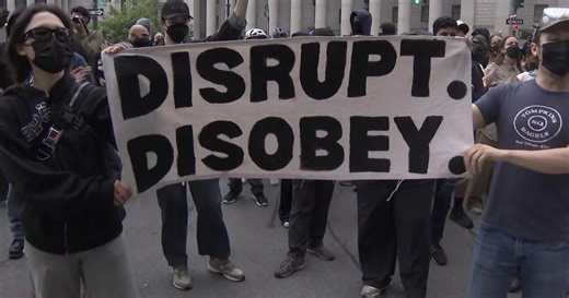 ICE protests lead to more arrests in LA & NYC