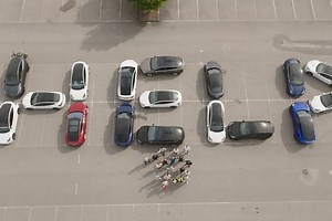 Angry Tesla owners stage hunger strike over catalogue of faults