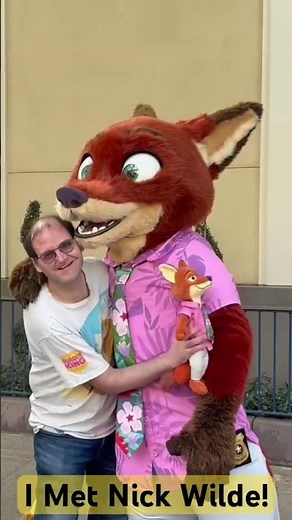 I Met Nick Wilde! #Zootopia #Zootopia2 #Furry #Disneyland