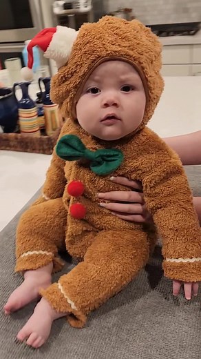 Cutest Lil Gingerbread EVER! 😍 | Monica Hildebrand Vaughn