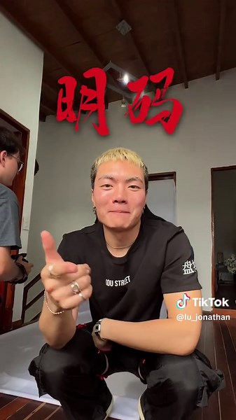 A Day in My Life: Behind the Scenes of Modeling