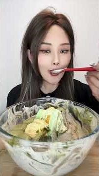 Asmr🍰Eating 🍰Rich, Creamy, And Dreamy: This Cake Is Pure Bliss！