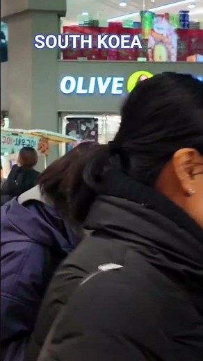 Seoul's Epic First Snowfall of 2025!