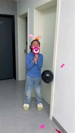 Pop a balloon—get a surprise! #ProductRecommendation #HomeDecor #Balloons