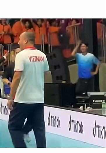 ชนะ = ตีลังกา 😱🤣 #วอลเลย์บอลหญิง #ซีเกมส์2025 #seagames2025