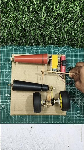 Amazing Rubber Band Powered Car 🚗 | DIY Cardboard Car Project | Simple Science Experiment#shorts