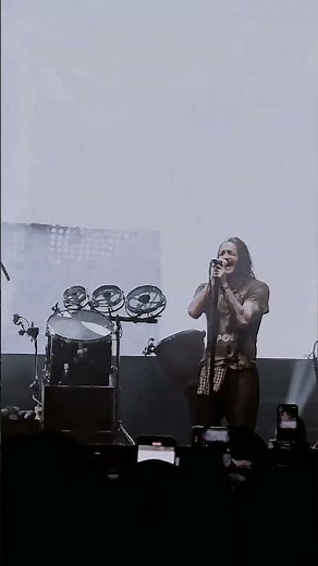 Anna Molly 🙌🏻" - Incubus Live in Manila 2024 #IncubusAsiaTour2024 [4K] | trina.ph