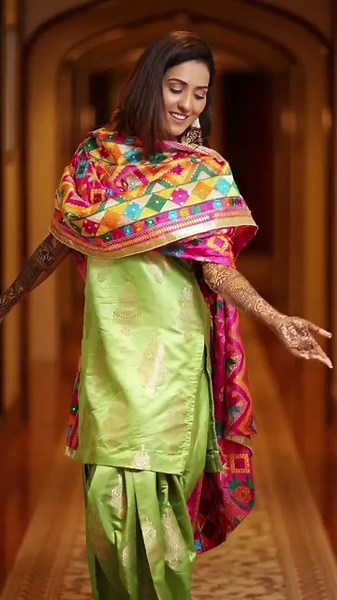 Mehndi outfit ideas for bride|mehndi look| mehndi function dress |indian weeding mehndi dress bride