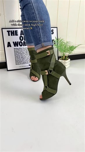 Add a chic twist to your look with these sleek high heel booties✨ #HighHeelBooties #PlatformBoots #ChicFootwear #ElegantBooties #StylishBoots #VersatileShoes #StilettoBooties #FashionBooties #MustHaveShoes #WomenShoes