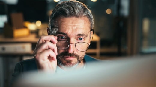 CD accounts promise guaranteed returns in 2026 while stock markets face uncertainty