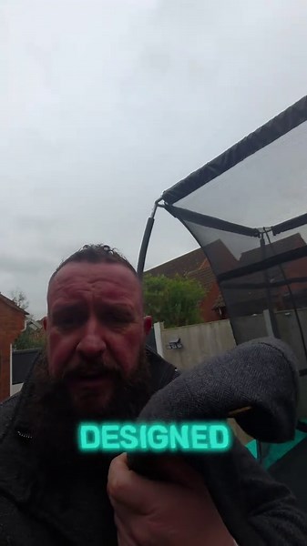 Elevate your style with this authentic 8-panel newsboy cap, featuring a classic, voluminous crown and a sleek press-stud brim for that iconic Shelby aesthetic. It’s the perfect blend of vintage grit and modern refinement. ​#PeakyBlinders #NewsboyCap #VintageFashion #ClassicStyle #shelbystyle